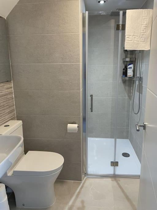 Paradigm House, Modern 2-Bedroom Duplex Apartment 2, Free Parking, Oxford Exteriör bild