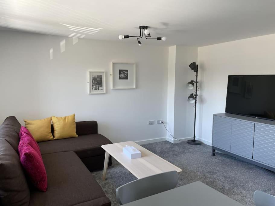 Paradigm House, Modern 2-Bedroom Duplex Apartment 2, Free Parking, Oxford Exteriör bild