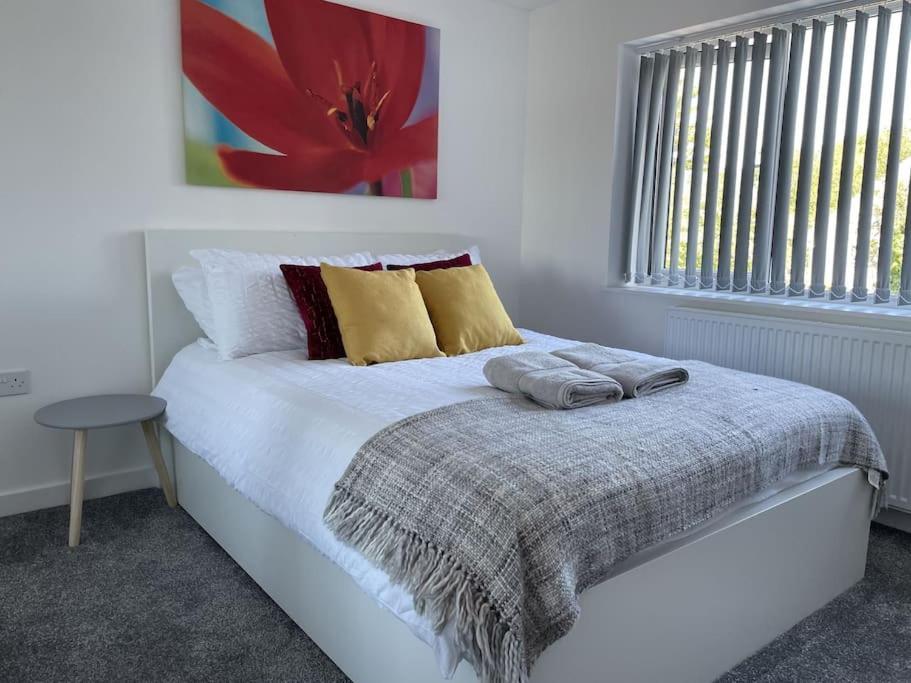 Paradigm House, Modern 2-Bedroom Duplex Apartment 2, Free Parking, Oxford Exteriör bild